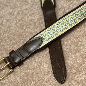 Boys Vineyard Vines Belt 26 Fish Leather Fabric